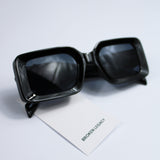 “CHANGEMAKERS” BLACK GLASSES